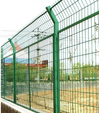 低價處理優(yōu)質(zhì)捷杰框架型護(hù)欄網(wǎng) 質(zhì)優(yōu)價廉，工程首選